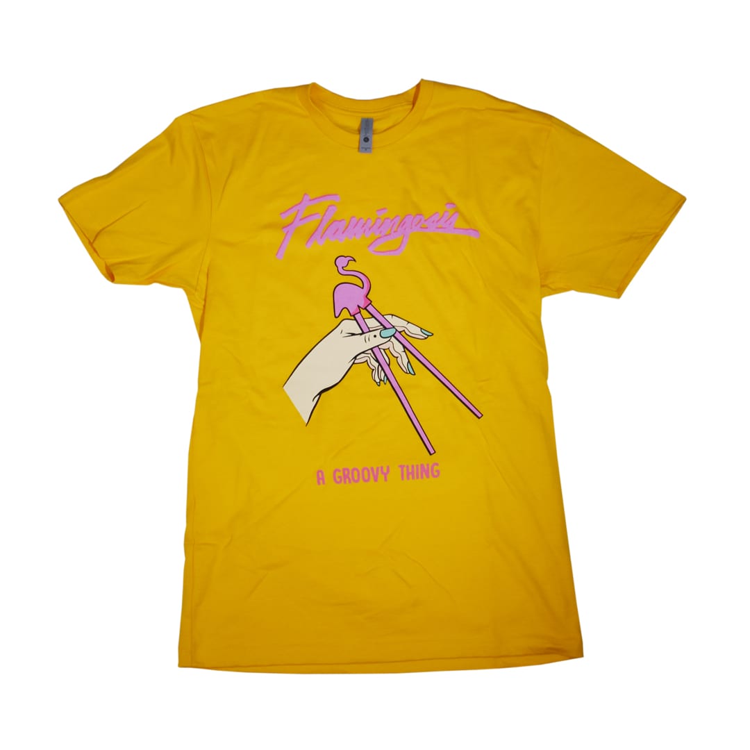 A GROOVY THING TEE – Flamingosis Merch Shop